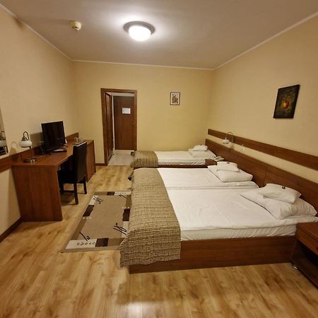 Hotel Crisana Arad Esterno foto