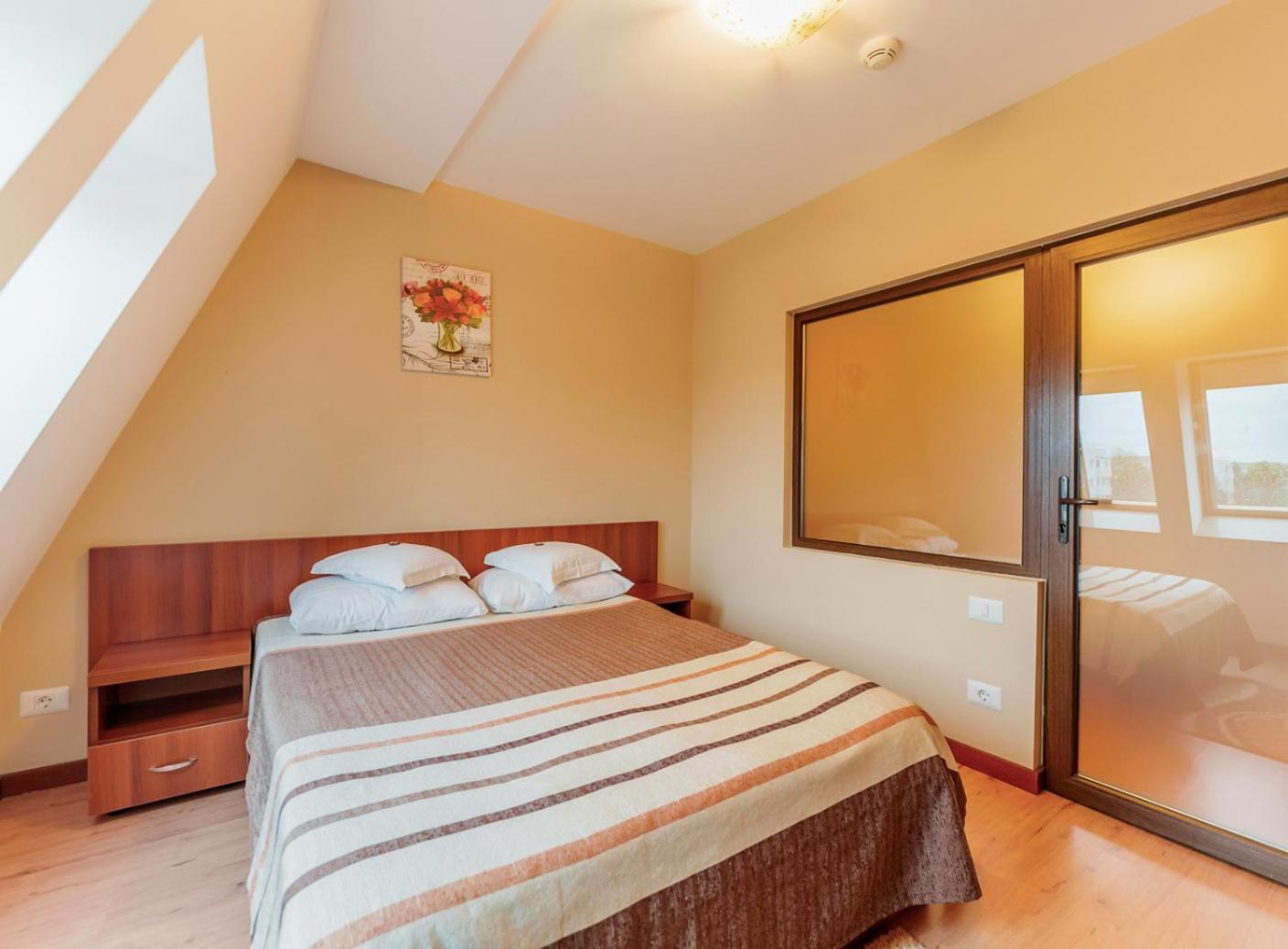 Hotel Crisana Arad Esterno foto