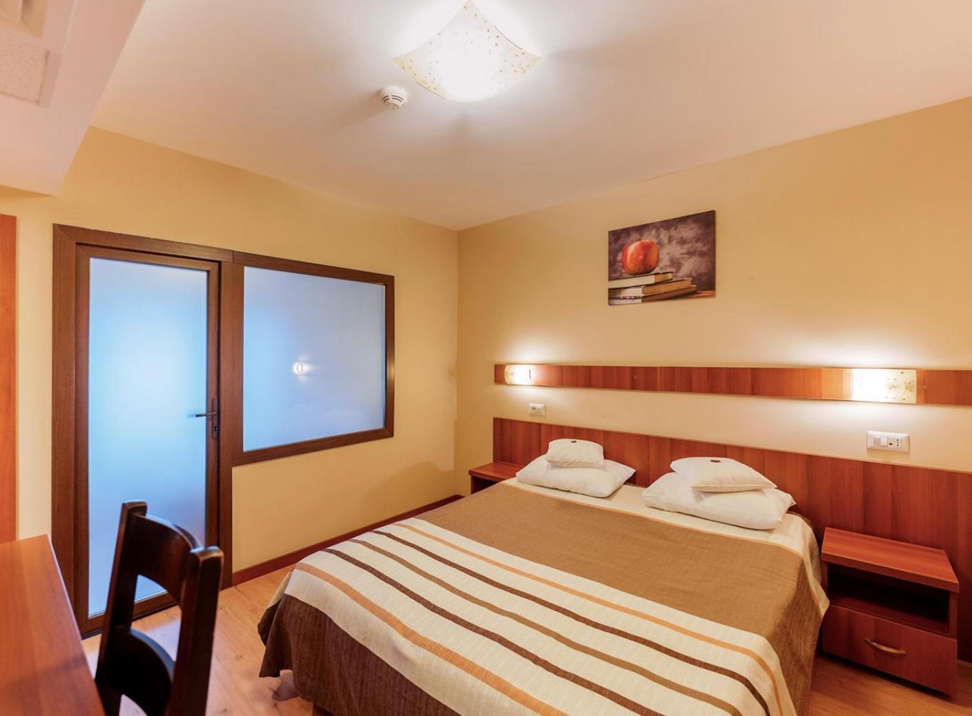 Hotel Crisana Arad Esterno foto