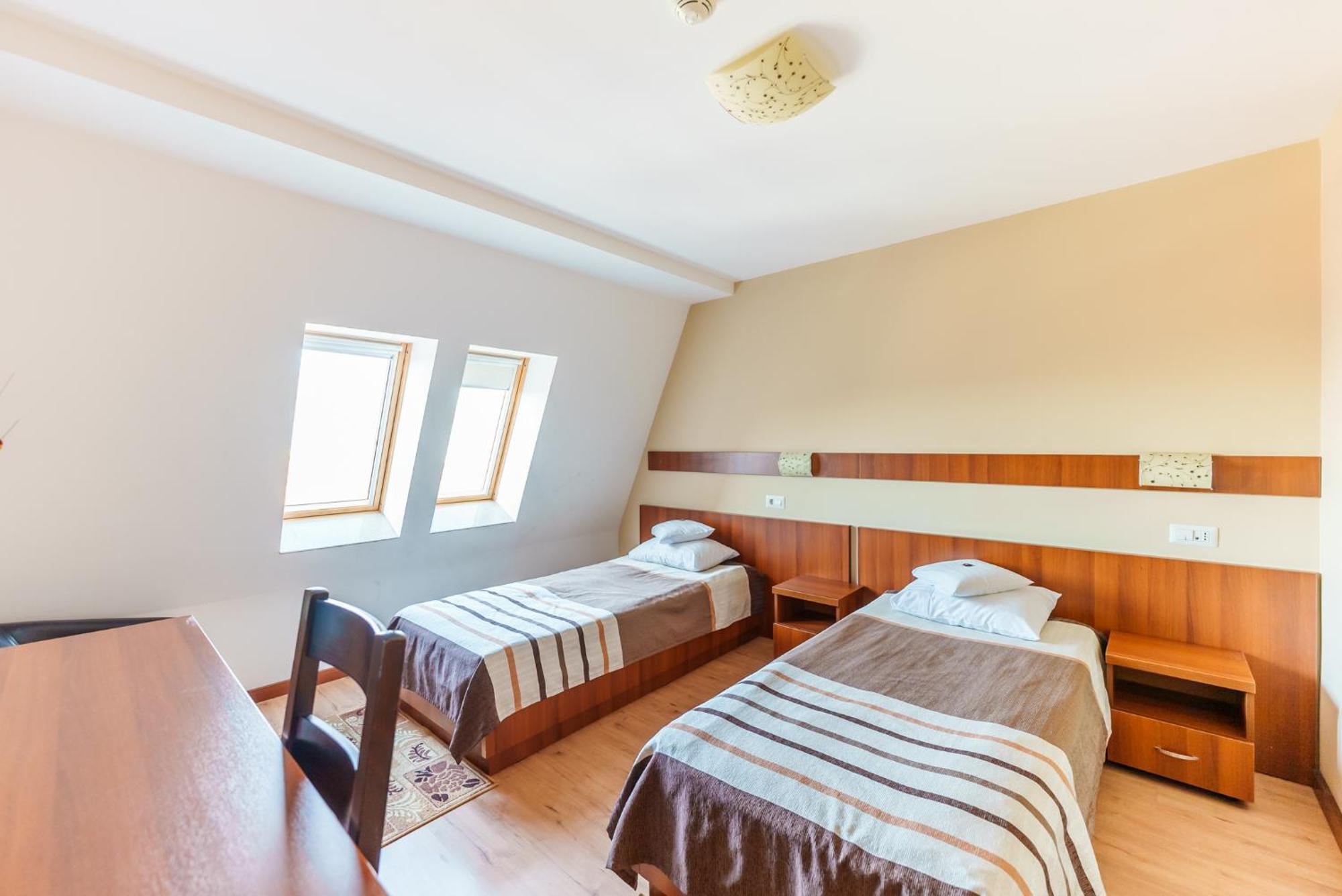 Hotel Crisana Arad Esterno foto