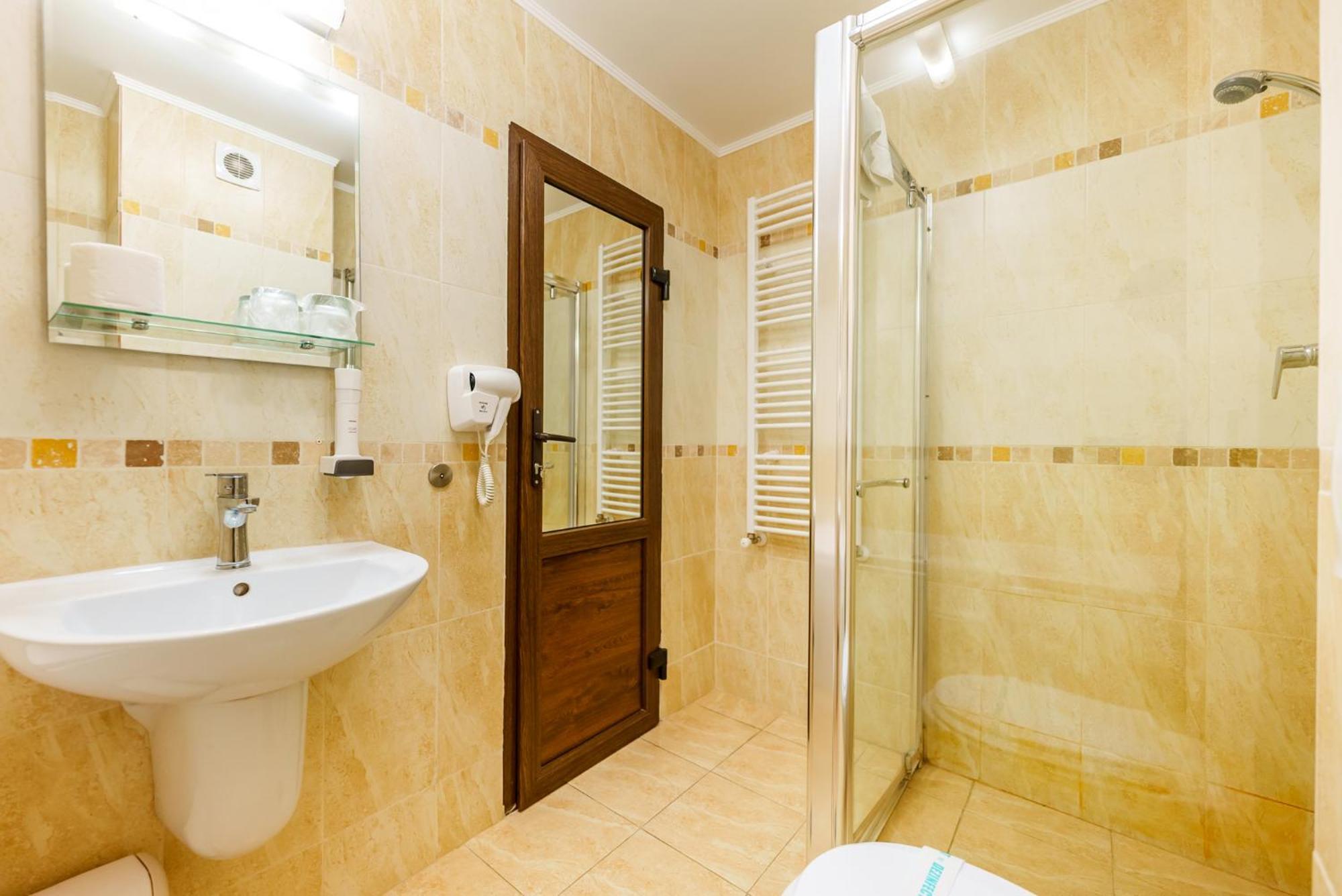 Hotel Crisana Arad Esterno foto