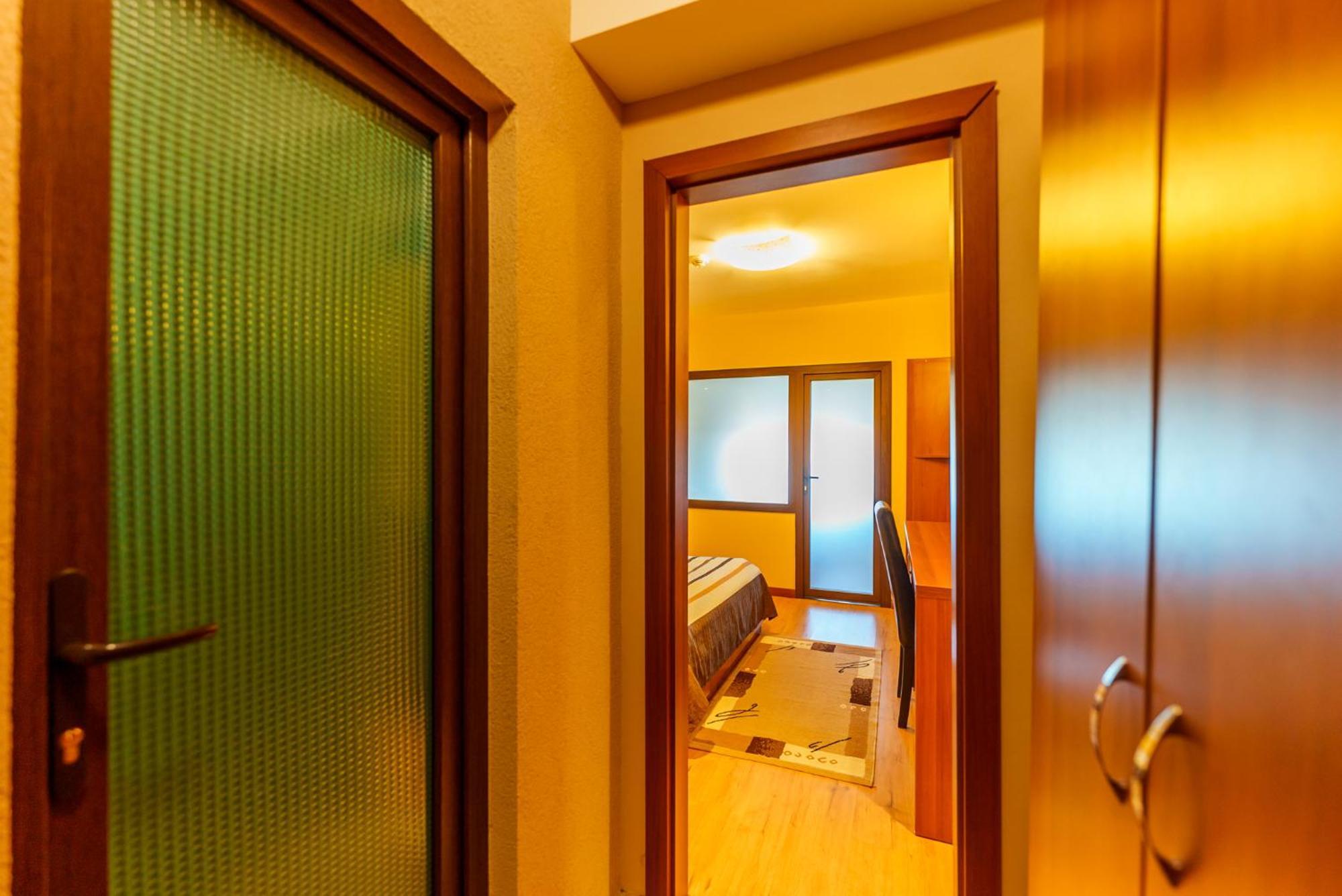 Hotel Crisana Arad Esterno foto